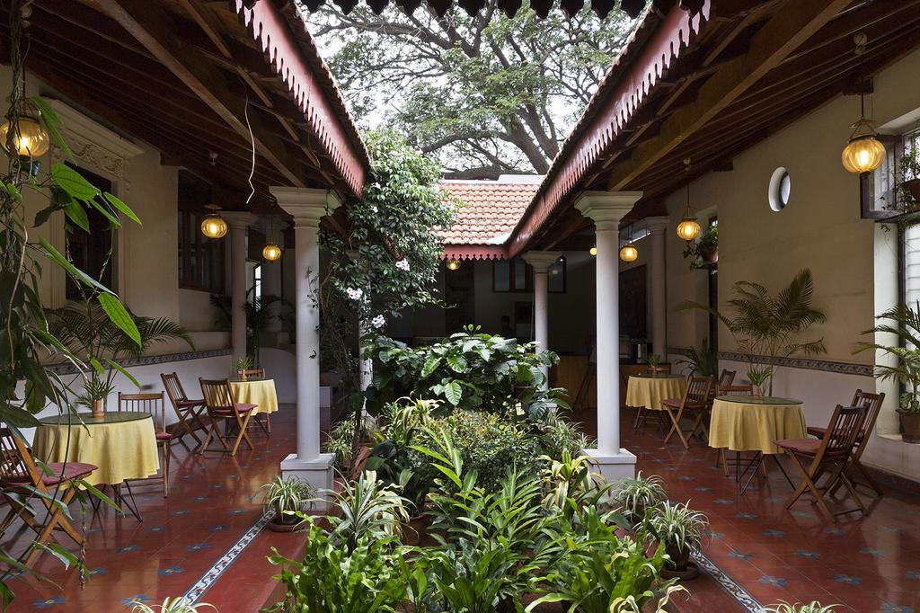 The Green Hotel Mysore Buitenkant foto