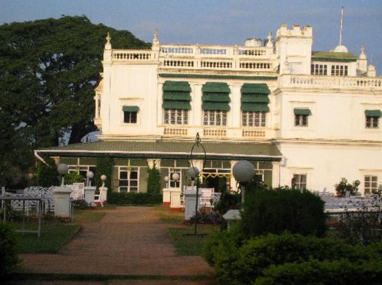 The Green Hotel Mysore Buitenkant foto